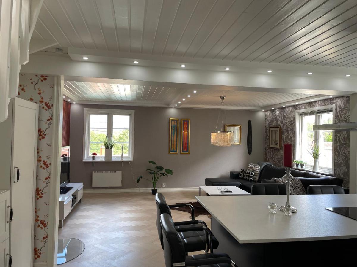 Apartment Uddevalla Bohuslaen Bubbelbad Εξωτερικό φωτογραφία