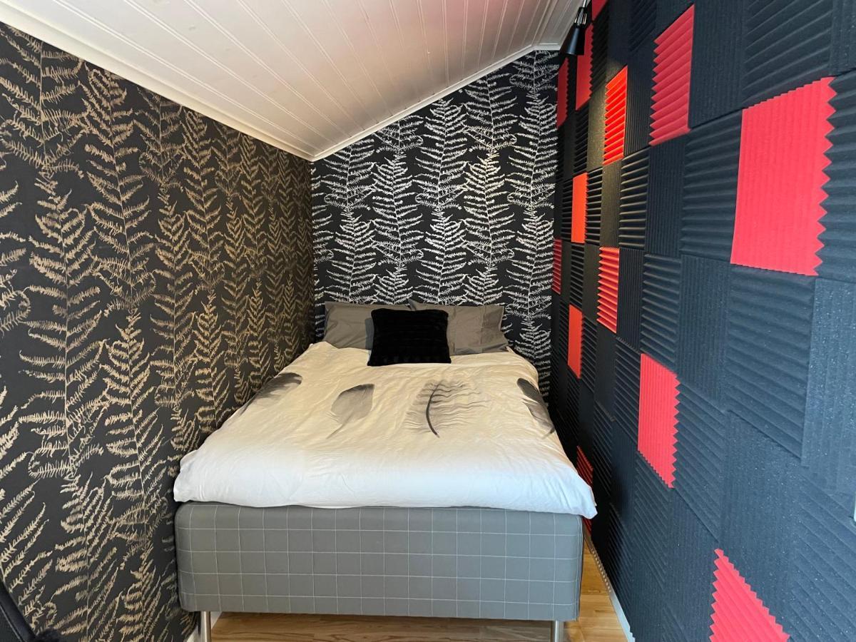 Apartment Uddevalla Bohuslaen Bubbelbad Εξωτερικό φωτογραφία
