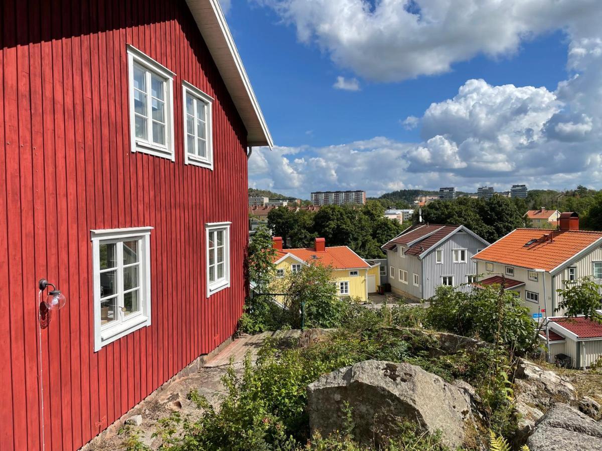 Apartment Uddevalla Bohuslaen Bubbelbad Εξωτερικό φωτογραφία
